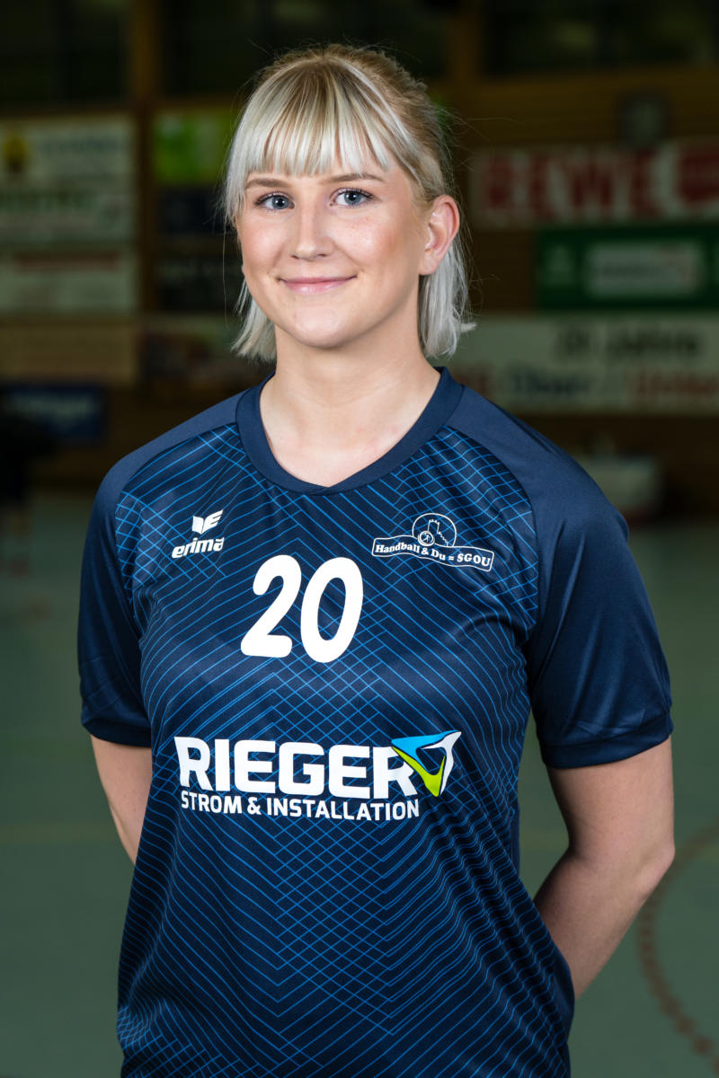 Isabel Wurster (#20)